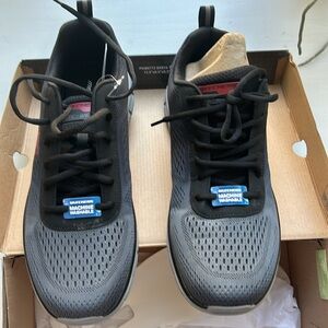 Sketchers Men’s Sport Memory Foam size 11.5. Black with Gray fade. New in box.